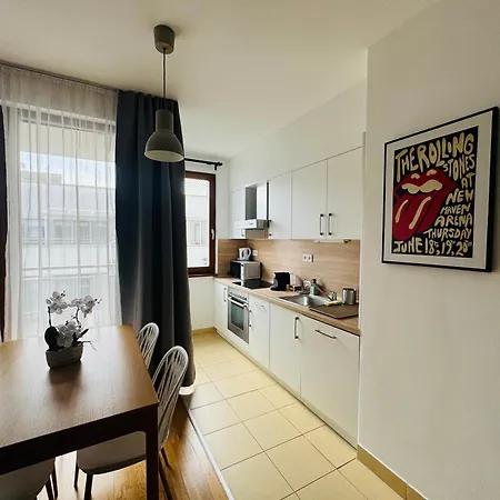 Bp-est Cp Lägenhet Budapest